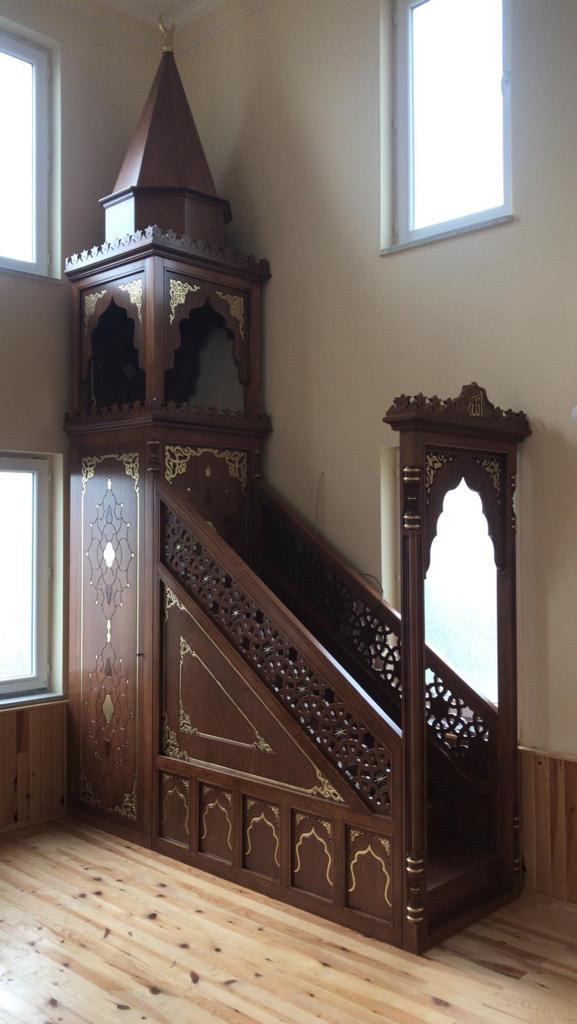 Mihrap Minber Kürsü Müezzinlik Cami Kapısı Lambiri